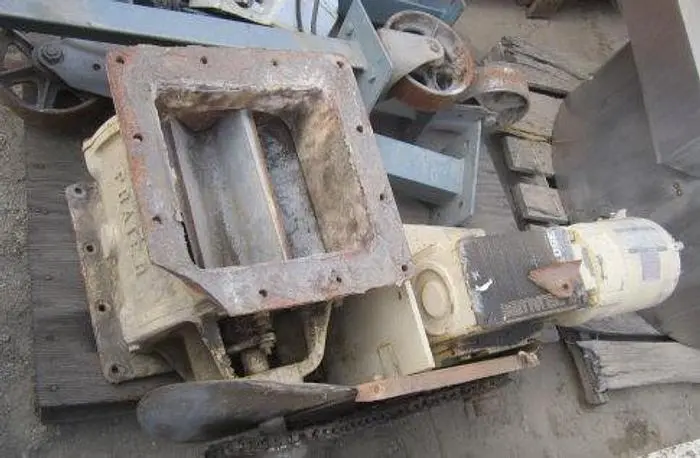 Used PRATER PAV10S Valves/Fittings California US | Machinery & Equipment #139313
