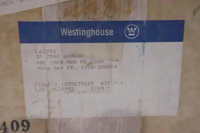 NEW IN BOX WESTINGHOUSE LA325 CIRCUIT BREAKER 250 AMP 3 POLE 600VAC STOCK G500
