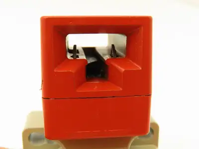 Omron D4BS-75FS Solenoid Interlock Limit Switch Safety Door 2A/400V