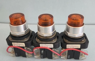 USED Allen Bradley 800T-QT24A