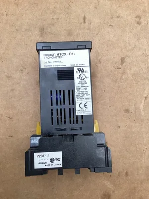 Omron Counter H7CX-R11 Tachometer; P2CF-1; 100-240VAC 50-60 Hz