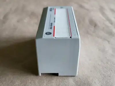 NEW ALLEN-BRADLEY 1794-IA8