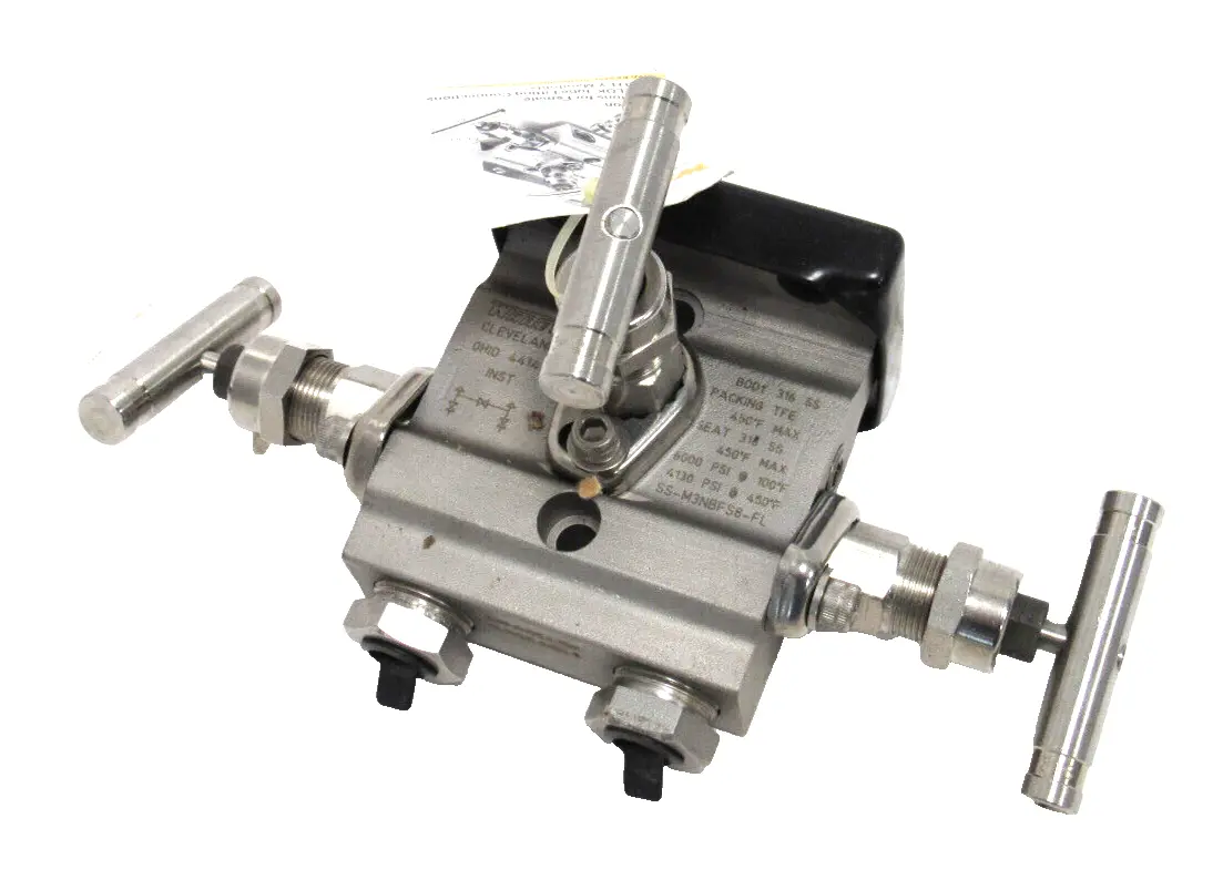 NEW WHITEY SS-M3NBFS8-FL HYDRAULIC VALVE 6000 PSI SSM3NBFS8FL 316 SS