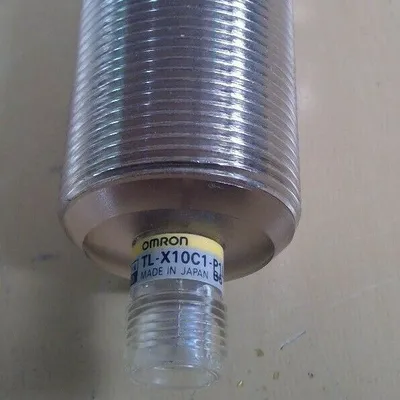 Omron TL-X10C1-P1L Proximity Sensor 5E