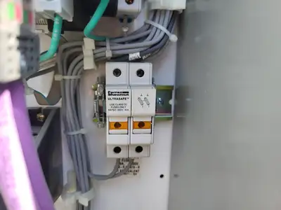 Full Voltage Non-Reversing MCC Bucket Size 5