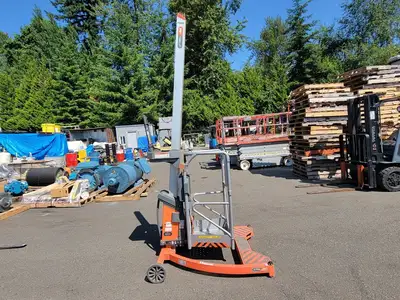 USED 2012 JLG FS80