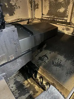 Used 2010 DOOSAN DNM 400 Vertical Machining Centers CZ | Amaron s.r.o. #1056727