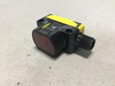 USED BANNER ENGINEERING QS30EDVQ