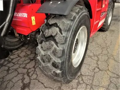 Used 2017 Manitou MHT10130 Telehandlers New York US | United Lift #1446536