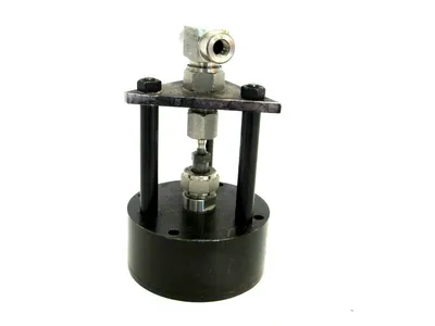 USED SWAGELOK SS-3NKRF2-95D PNEUMATIC ACTUATOR VALVE SS3NKRF295D