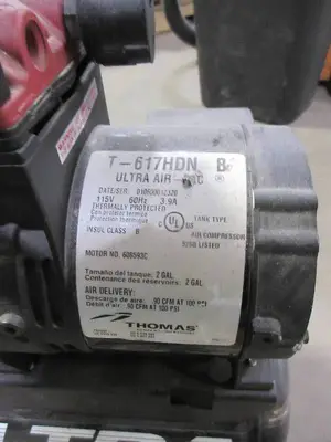 THOMAS ULTRA AIR PAC- AIR COMPRESSOR