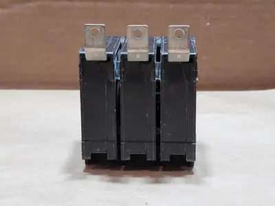 Used SIEMENS B3100 Switchgears British Columbia CA | Lenmark #835466
