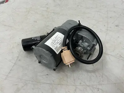 USED DAYTON 6Z086