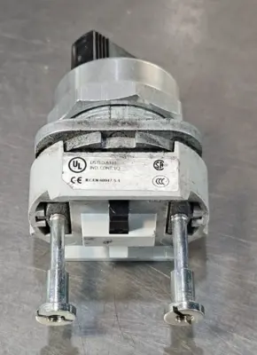 Allen Bradley 800TC-H2A4 Switch Selector (BIN645)