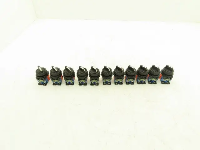 Fuji Electric 2 Position Maintained Selector Switch 1NO 1NC  Lot of 11