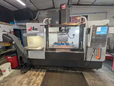 2013 HAAS VF-4SS Vertical Machining Centers | Lion Machinery (1)