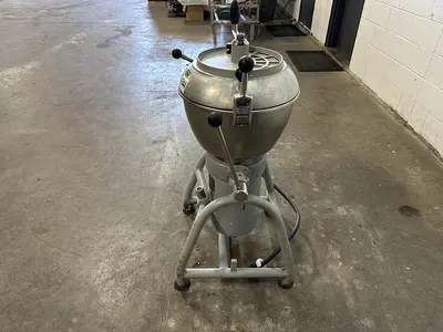 USED HOBART VCM 25