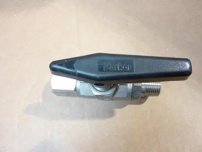 USED PARKER 8M8F-B8LJ-SSP