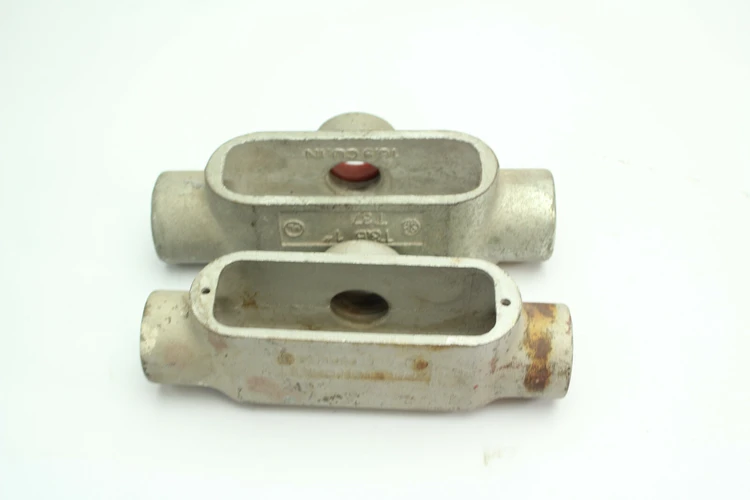 Used Thomas & Betts T37 Electrical Fittings California US | Davliegogo LLC #1705771
