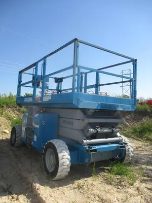 Used 2011 Genie GS3384RT Scissor Lifters New York US | United Lift #1445640