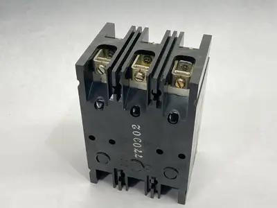 USED WESTINGHOUSE MOLDED CASE CIRCUIT BREAKER 3P 50A 600VAC 4992D46G40