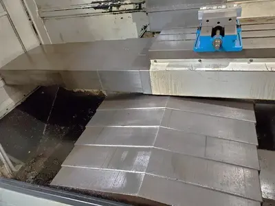 USED 2003 HURCO VM2