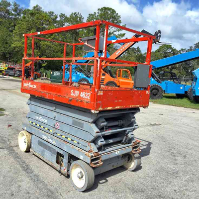 USED 2015 Skyjack SJ4632