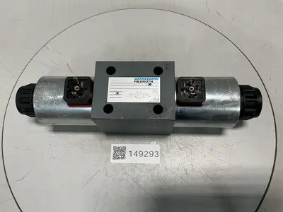 USED REXROTH 4WE10E67/32/CG24N9Z4/T08
