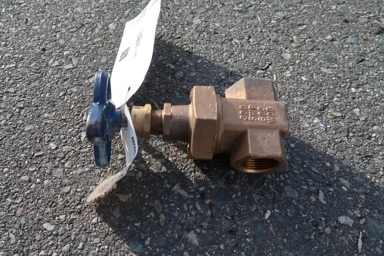 Used NIBCO T-176-A Valves/Fittings British Columbia CA | Lenmark #258663