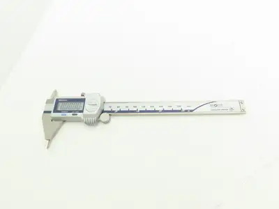 Mitutoyo 573-725-20 Digimatic Point Tip Caliper 0-6" 150mm .0005" NTD12P-P6"M