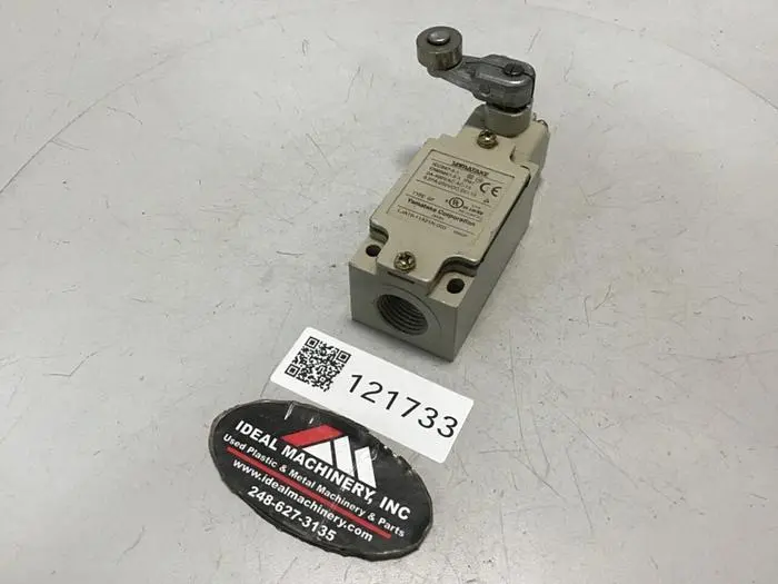 Used YAMATAKE LJA10-11A21N-003 Relays & Switches Michigan US | Ideal Machinery #586193
