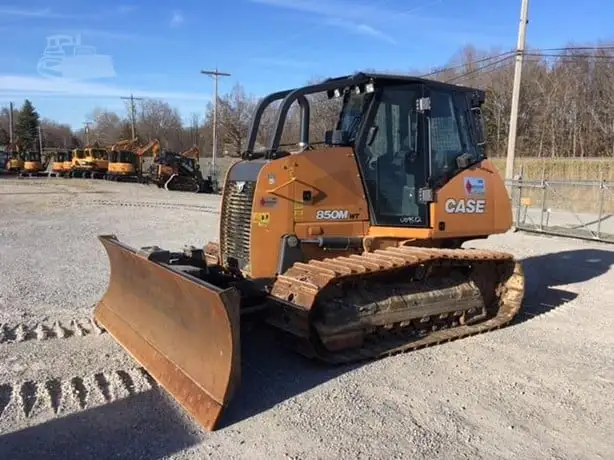 USED 2018 Case 850M WT