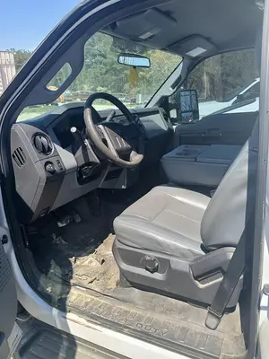 USED 2014 FORD F-250