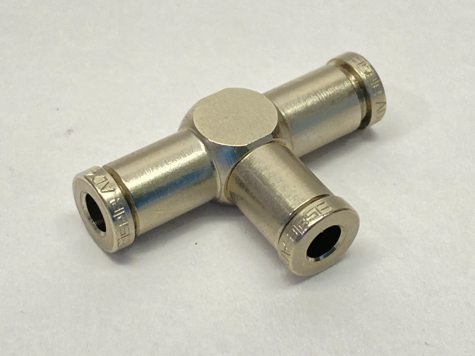 978-0200 | Eisele  Push To Connect Union Tee Fitting 4mm OD SS304 - New Other