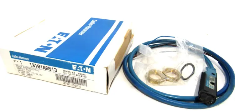 Used EATON CUTLER HAMMER _UNKNOWN_ Photoelectric Sensors | SB Industrial Supply #830065