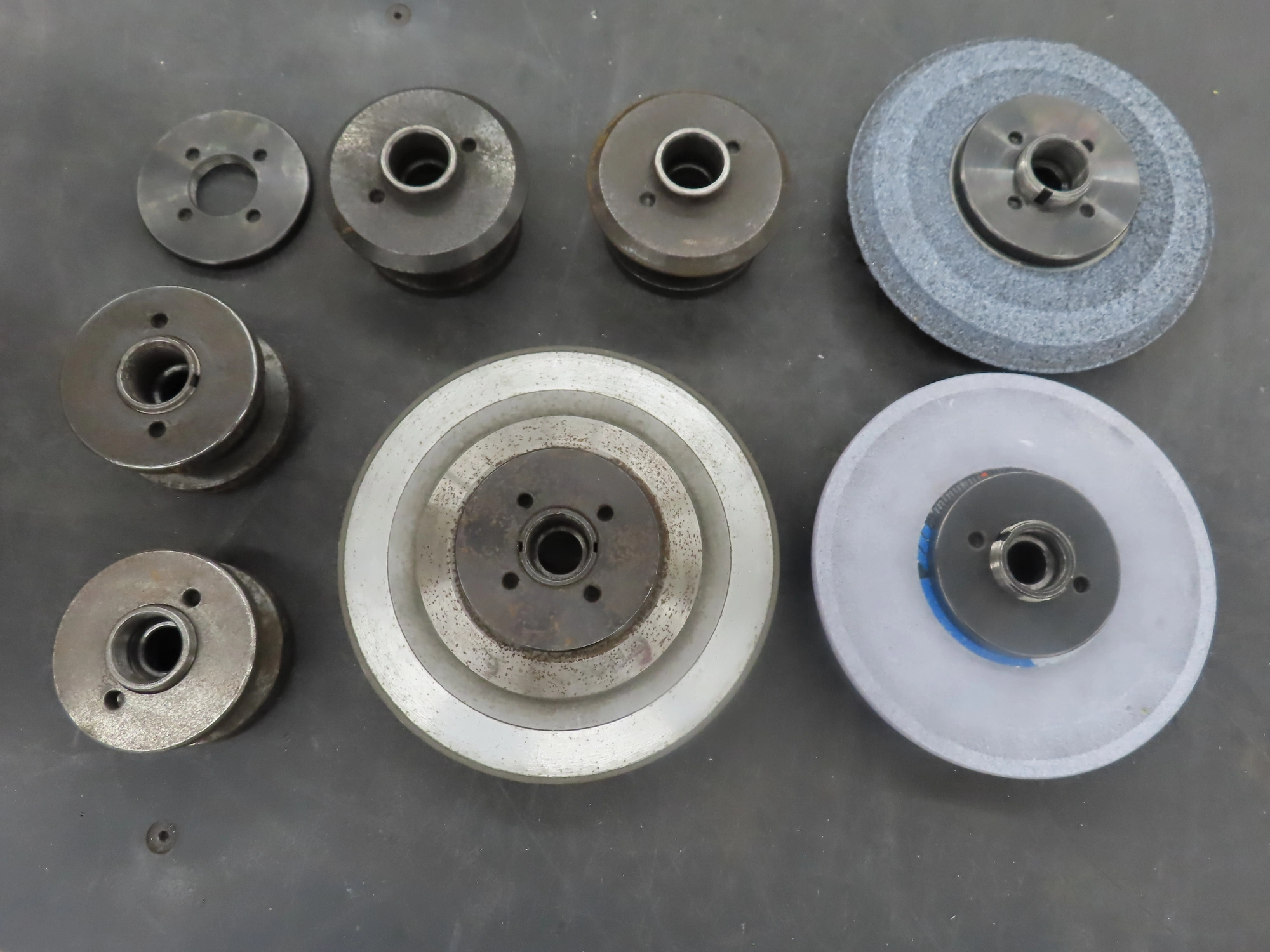 Used GENERIC GENERIC Grinders (misc) Minnesota US | Machinesused.com #1513296