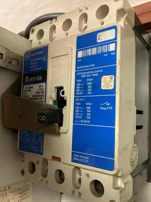 Used EATON-CUTLER HAMMER 100A Miscellaneous Equipment (Electrical & Power) | Surplus Asset Holdings #1197490