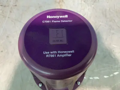 Used 2024 HONEYWELL CR7061A1012 Gas Analyzers / Detectors Ohio US | HGR 24 #1545403