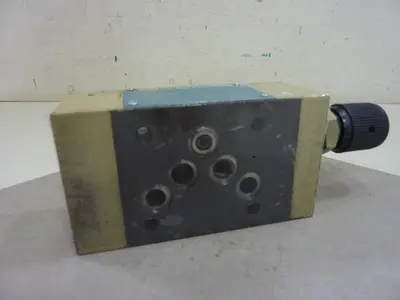 Used VICKERS DGMFN5XP2H30 Valves/Fittings Michigan US | Ideal Machinery #1250213