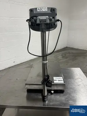 USED Ohaus Ohaus Champ II Platform Scale, S/S, 250 lbs