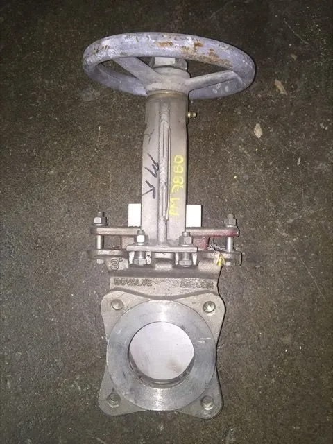 Rovalve 3"-150 knife gate valve, hand wheel operated