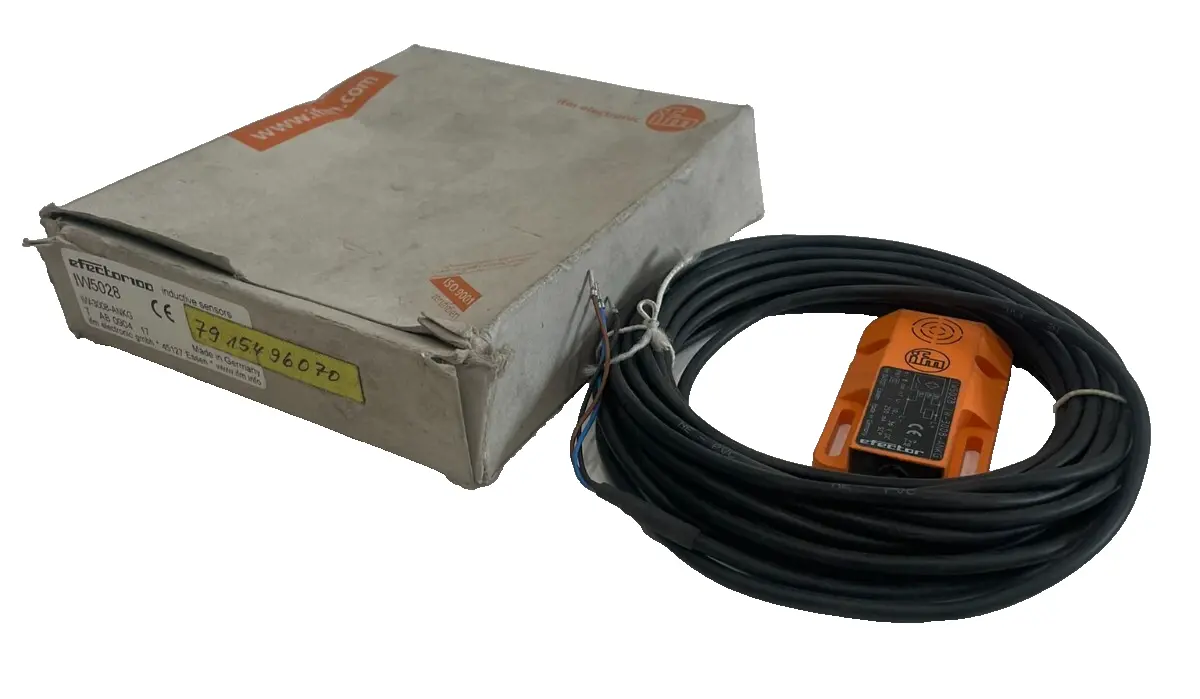 NEW IFM EFECTOR IW-3008-ANKG-IW5028 INDUCTIVE SENSOR IW3008ANKG IW5028