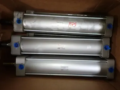 USED SMC NCDA1R3251300X2US