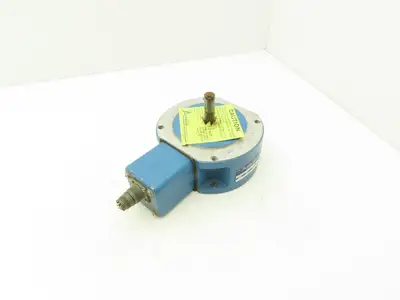 Avtron M560 IR Style 1R Pulse Generator Tachometer Rotary Encoder 12VDC 240 PPR