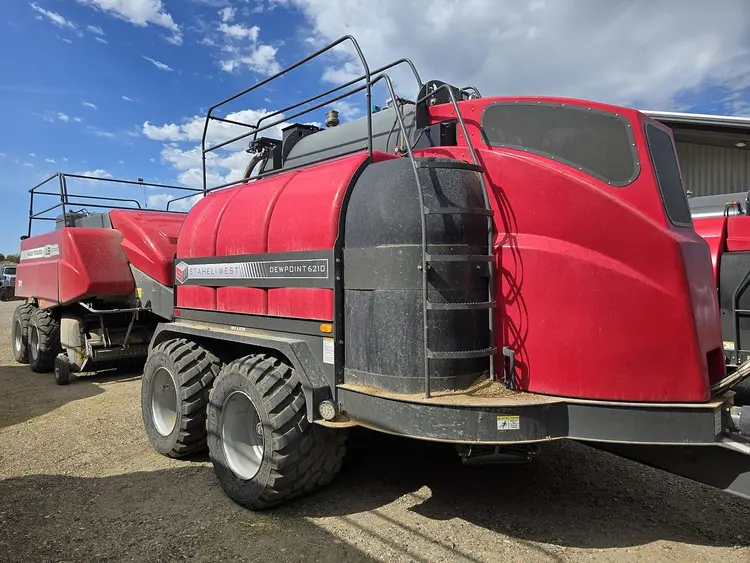 Used 2023 MASSEY FERGUSON / STAHELI-WEST 2234XD / DEWPOINT 6210 Square Balers Oregon US | Berry Machinery #911076