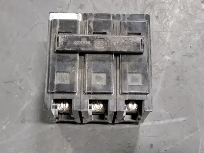 Used CUTLER-HAMMER BAB3060H Switchgears British Columbia CA | Lenmark #241898