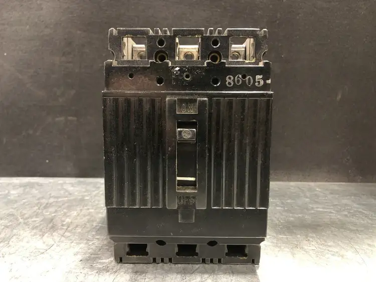 Used GENERAL ELECTRIC TEF136015 Switchgears British Columbia CA | Lenmark #244027