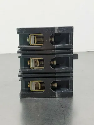 Eaton Culter/Hammer REA3020 20A, 3pole 240VAC 4E-3