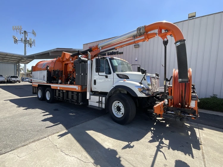 Used 2017 INTERNATIONAL 7500 Hydro Excavators California US | Big Truck & Equipment #1412341