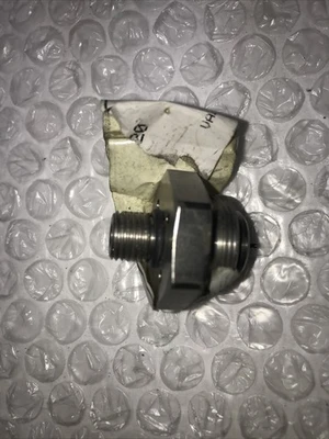 **NEW ASSEMBLY  FLUID NOZZLE BB21898 FAST SHIPPING &WARRANTY#
